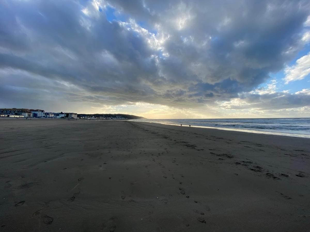 Appartement Avec Jardin A 30M De La Plage Villers-sur-Mer Luaran gambar